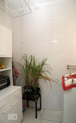 Apartamento para alugar com 60m², 2 quartos e 1 vagaÁrea de Serviço