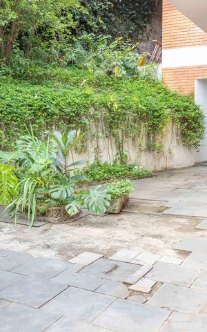 Casa à venda com 296m², 3 quartos e 3 vagasExterno fundos