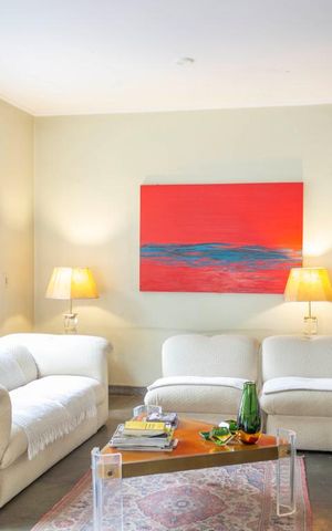 Casa à venda com 296m², 3 quartos e 3 vagasSala