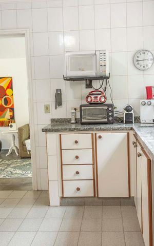 Casa à venda com 296m², 3 quartos e 3 vagasCozinha