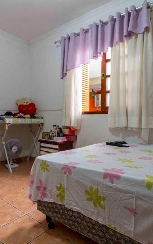 Casa à venda com 160m², 3 quartos e 2 vagas Casa à venda com 160m², 3 quartos e 2 vagasQuarto 1