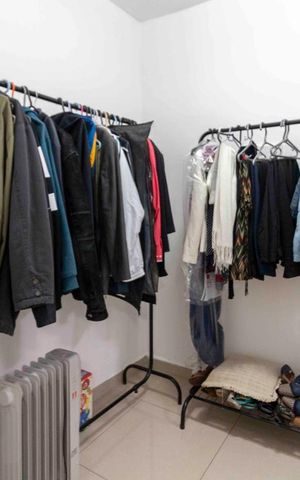 Casa à venda com 160m², 3 quartos e 2 vagas Casa à venda com 160m², 3 quartos e 2 vagasCloset Quarto 3 - Suite