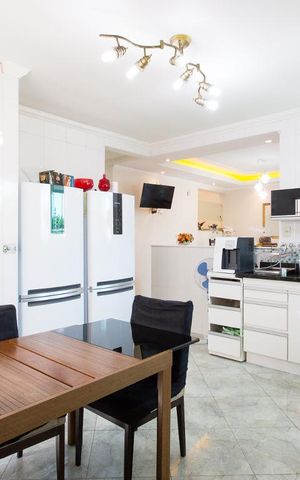 Casa para alugar com 350m², 4 quartos e 4 vagasCozinha