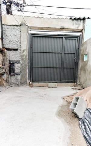 Casa à venda com 100m², 2 quartos e 1 vaga Casa à venda com 100m², 2 quartos e 1 vagaGaragem