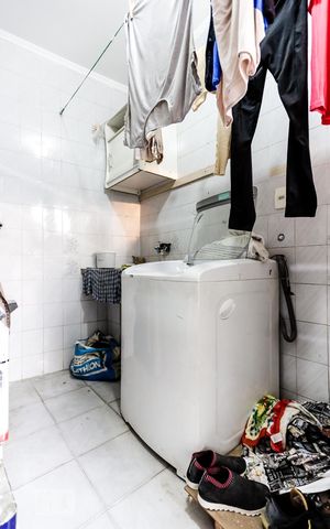 Casa à venda com 100m², 2 quartos e 1 vaga Casa à venda com 100m², 2 quartos e 1 vagaÁrea de Serviço
