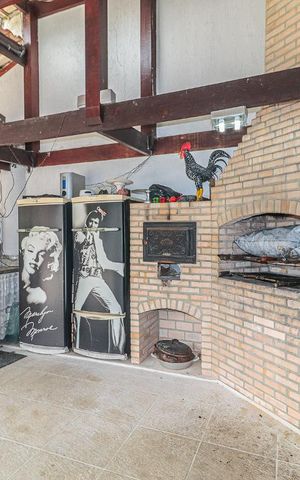 Casa de condomínio à venda com 800m², 5 quartos e 4 vagas Casa de condomínio à venda com 800m², 5 quartos e 4 vagasEspaço Gourmet