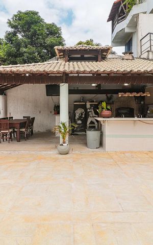 Casa de condomínio à venda com 800m², 5 quartos e 4 vagas Casa de condomínio à venda com 800m², 5 quartos e 4 vagasEspaço Gourmet