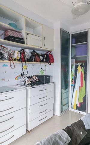 Casa de condomínio à venda com 800m², 5 quartos e 4 vagas Casa de condomínio à venda com 800m², 5 quartos e 4 vagasQuarto 1