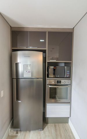 Apartamento à venda com 103m², 3 quartos e 3 vagas Apartamento à venda com 103m², 3 quartos e 3 vagasCozinha