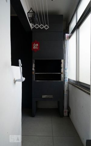 Apartamento para alugar com 70m², 2 quartos e sem vagaÁrea de Serviço