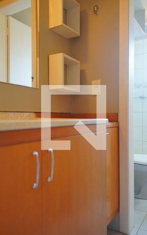 Casa de condomínio à venda com 79m², 3 quartos e 1 vagaBanheiro Corredor (Demi-Suíte)