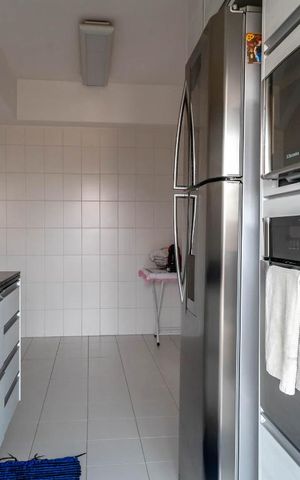 Apartamento à venda com 120m², 3 quartos e 2 vagas Apartamento à venda com 120m², 3 quartos e 2 vagasCozinha