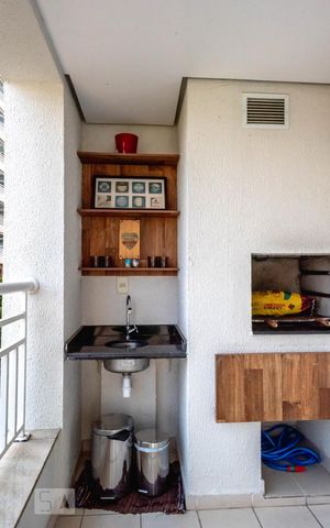 Apartamento à venda com 120m², 3 quartos e 2 vagas Apartamento à venda com 120m², 3 quartos e 2 vagasVaranda gourmet