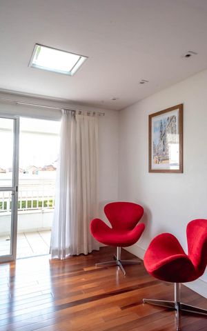 Apartamento à venda com 120m², 3 quartos e 2 vagas Apartamento à venda com 120m², 3 quartos e 2 vagasSala