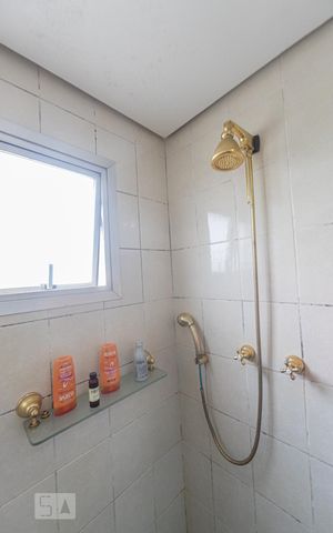 Apartamento à venda com 108m², 3 quartos e 2 vagas Apartamento à venda com 108m², 3 quartos e 2 vagasBanheiro Quarto 3