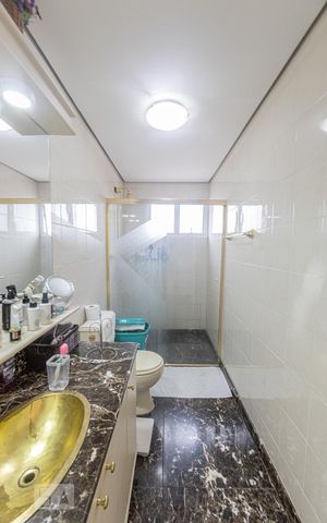 Apartamento à venda com 108m², 3 quartos e 2 vagas Apartamento à venda com 108m², 3 quartos e 2 vagasBanheiro Social