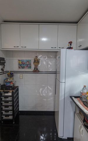 Apartamento à venda com 108m², 3 quartos e 2 vagas Apartamento à venda com 108m², 3 quartos e 2 vagasCozinha