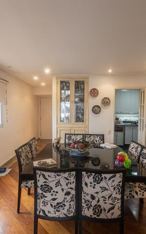 Apartamento à venda com 108m², 3 quartos e 2 vagas Apartamento à venda com 108m², 3 quartos e 2 vagasSala