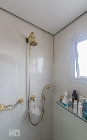 Apartamento à venda com 108m², 3 quartos e 2 vagas Apartamento à venda com 108m², 3 quartos e 2 vagasBanheiro Social