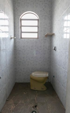 Casa à venda com 240m², 3 quartos e 6 vagasLavabo