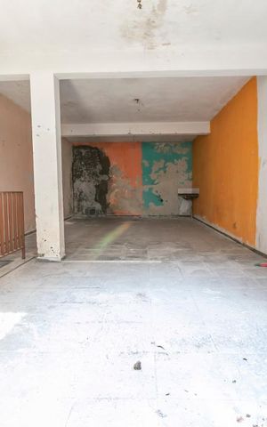 Casa à venda com 240m², 3 quartos e 6 vagasSubsolo 2