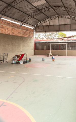 Apartamento à venda com 48m², 2 quartos e 1 vaga Apartamento à venda com 48m², 2 quartos e 1 vagaQuadra esportiva