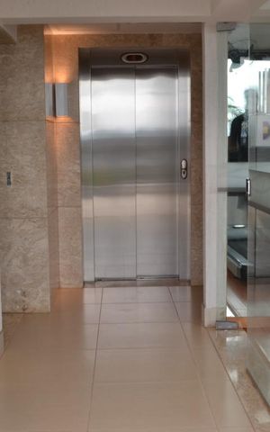 Apartamento à venda com 127m², 3 quartos e 1 vaga Apartamento à venda com 127m², 3 quartos e 1 vagaPortaria