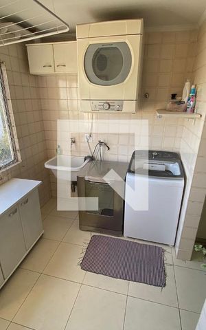 Apartamento para alugar com 85m², 2 quartos e 1 vaga Apartamento para alugar com 85m², 2 quartos e 1 vagaÁrea de Serviço