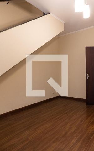 Casa à venda com 200m², 3 quartos e 3 vagas Casa à venda com 200m², 3 quartos e 3 vagasSala de Jantar