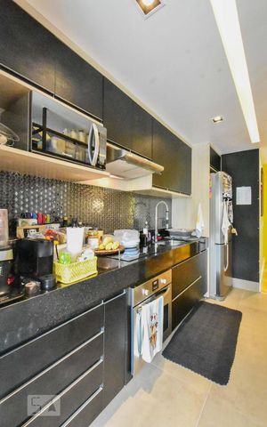 Apartamento à venda com 56m², 1 quarto e 1 vagaCozinha