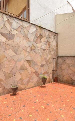 Casa à venda com 320m², 3 quartos e 2 vagasQuintal