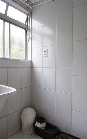 Apartamento à venda com 76m², 3 quartos e 1 vagaÁrea de Serviço