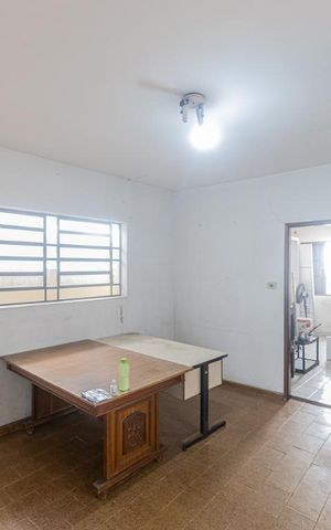 Casa à venda com 184m², 3 quartos e 3 vagas Casa à venda com 184m², 3 quartos e 3 vagasCopa