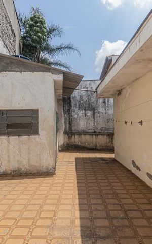 Casa à venda com 184m², 3 quartos e 3 vagas Casa à venda com 184m², 3 quartos e 3 vagasÁrea Externa