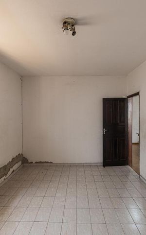 Casa à venda com 184m², 3 quartos e 3 vagas Casa à venda com 184m², 3 quartos e 3 vagasQuarto 3