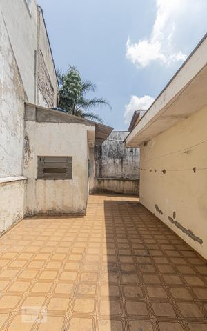 Casa à venda com 184m², 3 quartos e 3 vagas Casa à venda com 184m², 3 quartos e 3 vagasÁrea Externa