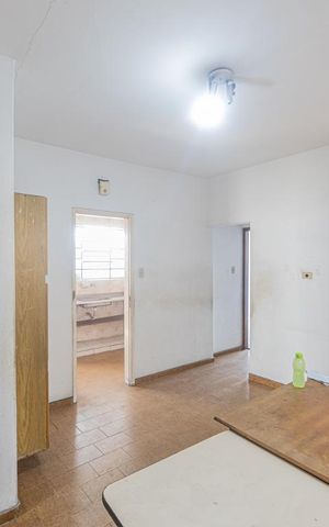 Casa à venda com 184m², 3 quartos e 3 vagas Casa à venda com 184m², 3 quartos e 3 vagasCopa