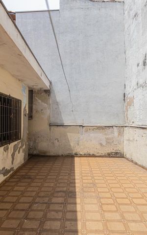 Casa à venda com 184m², 3 quartos e 3 vagas Casa à venda com 184m², 3 quartos e 3 vagasÁrea Externa