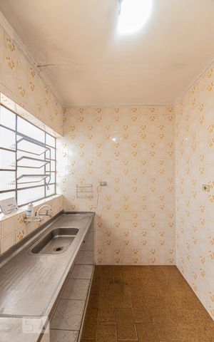 Casa à venda com 184m², 3 quartos e 3 vagas Casa à venda com 184m², 3 quartos e 3 vagasCozinha