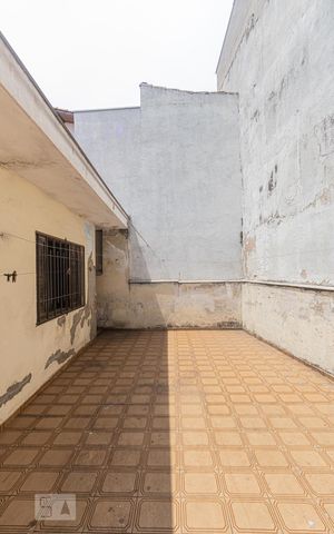 Casa à venda com 184m², 3 quartos e 3 vagas Casa à venda com 184m², 3 quartos e 3 vagasÁrea Externa