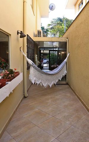 Casa à venda com 260m², 3 quartos e 2 vagasQuintal