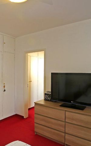 Casa à venda com 260m², 3 quartos e 2 vagasSuíte