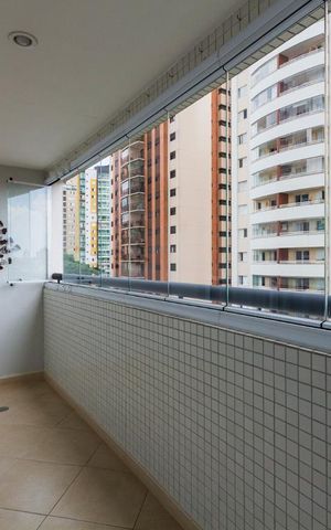 Apartamento à venda com 90m², 4 quartos e 3 vagasvaranda