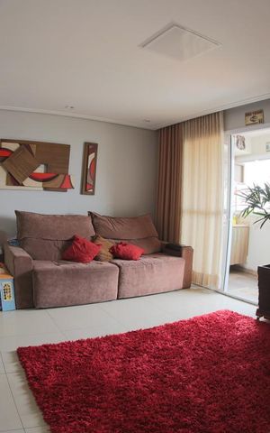 Apartamento à venda com 72m², 2 quartos e 1 vagaSala