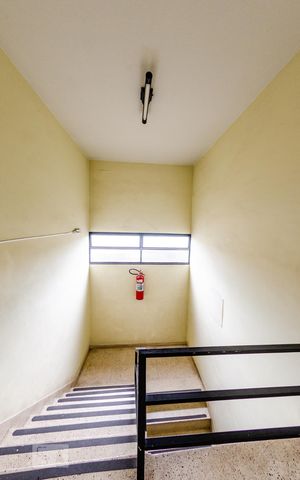 Apartamento para alugar com 85m², 2 quartos e 1 vagaCorredor do prédio