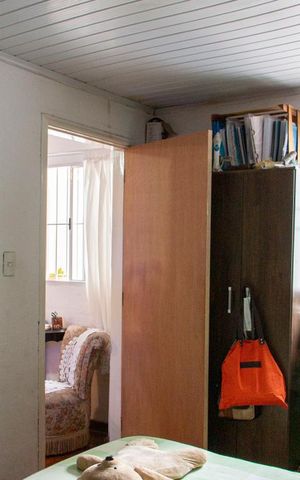 Casa à venda com 242m², 2 quartos e 2 vagasQuarto