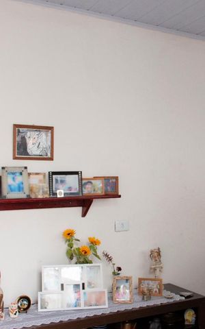 Casa à venda com 242m², 2 quartos e 2 vagasSala