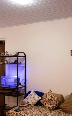 Casa à venda com 242m², 2 quartos e 2 vagasSala 2