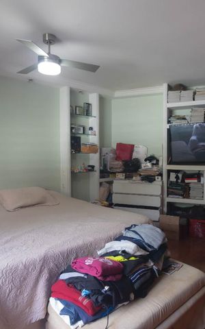 Casa à venda com 310m², 4 quartos e 5 vagas Casa à venda com 310m², 4 quartos e 5 vagasQuarto 4