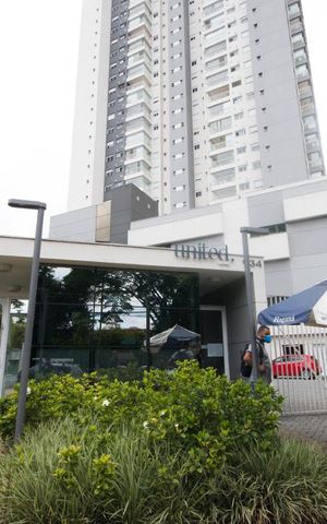 Apartamento à venda com 69m², 2 quartos e 1 vaga Apartamento à venda com 69m², 2 quartos e 1 vagaFachada